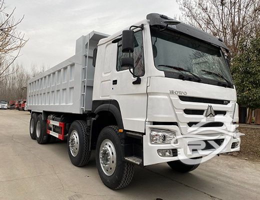 Used SINOTRUCK 8X4 Dump Truck