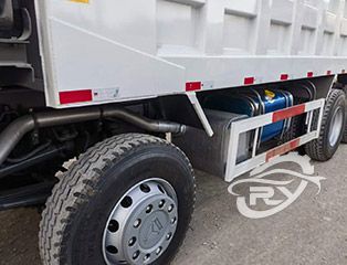Used SINOTRUCK 8X4 Dump Truck