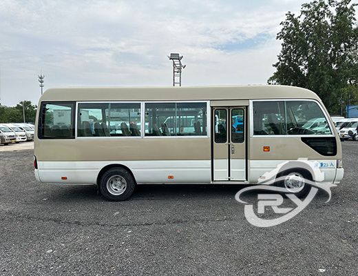 Second Hand Toyota Coaster Bus-Gasoline Engine