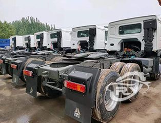 Used HOWO 6X4 RHD Tractor Head Truck