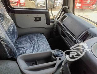 Used SINOTRUCK 8X4 RHD Dump Truck