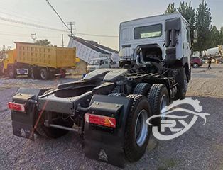 Used HOWO 6X4 Tractor Head Truck