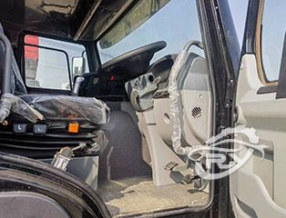 Used SINOTRUCK 8X4 RHD Dump Truck